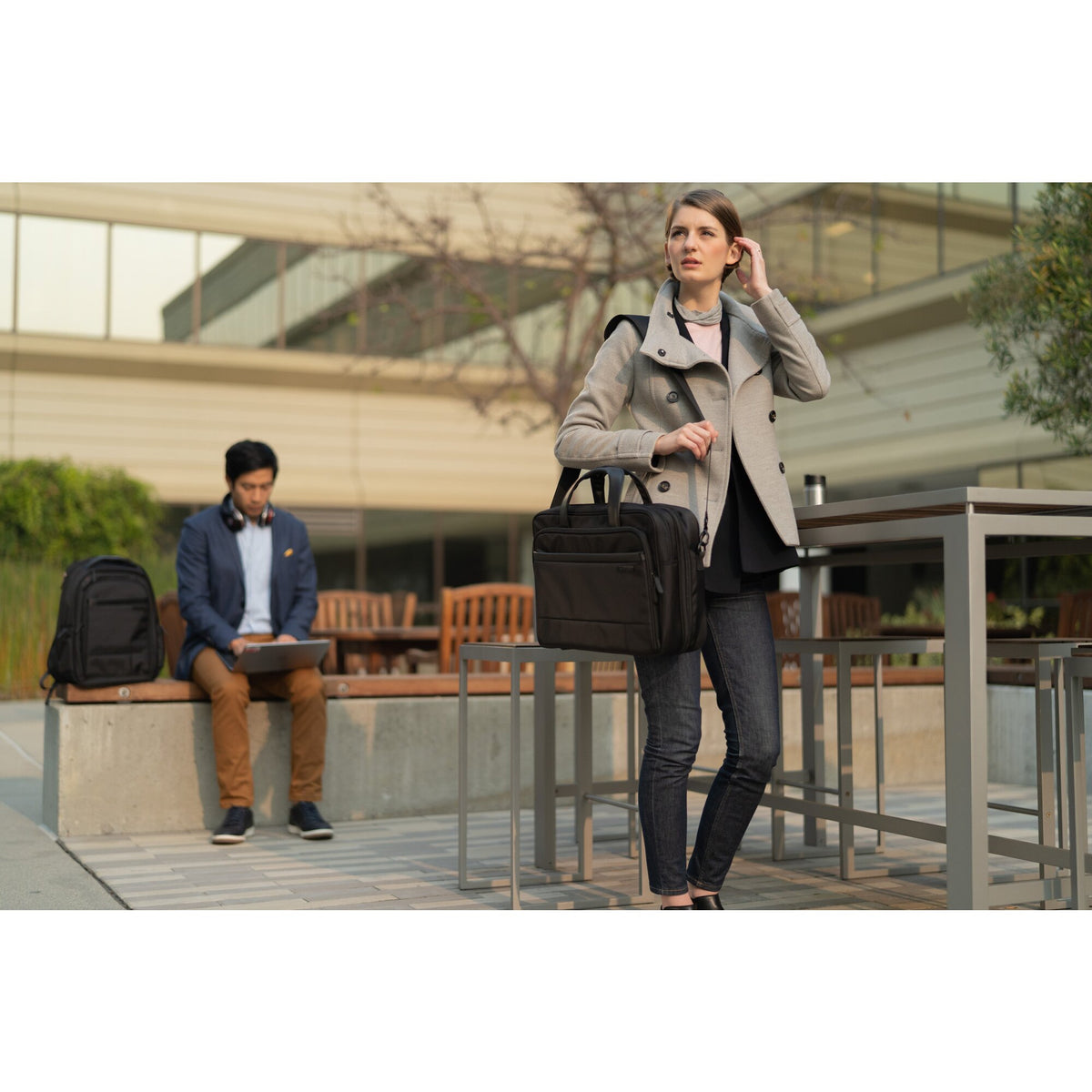 Kensington Contour 2.0 15.6" Business Laptop Tasche