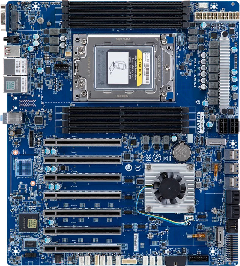 GIGABYTE MC62-G41 Rev. 1.x AMD WRX80 Buchse sWRX8 CEB