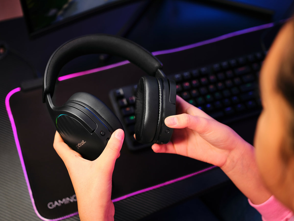 Trust GXT 491 Fayzo Kopfhörer Verkabelt & Kabellos Kopfband Gaming USB Typ-C Bluetooth Schwarz