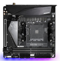 GIGABYTE B550I AORUS PRO AX Mainboard – AMD Ryzen 5000 CPUs, 8 Phasen VRM, bis zu 5300 MHz DDR4, 1xPCIe 4.0 + 1xPCIe 3.0 M.2, Wi-Fi 6E, 2.5GbE LAN, USB 3.2 Gen 2