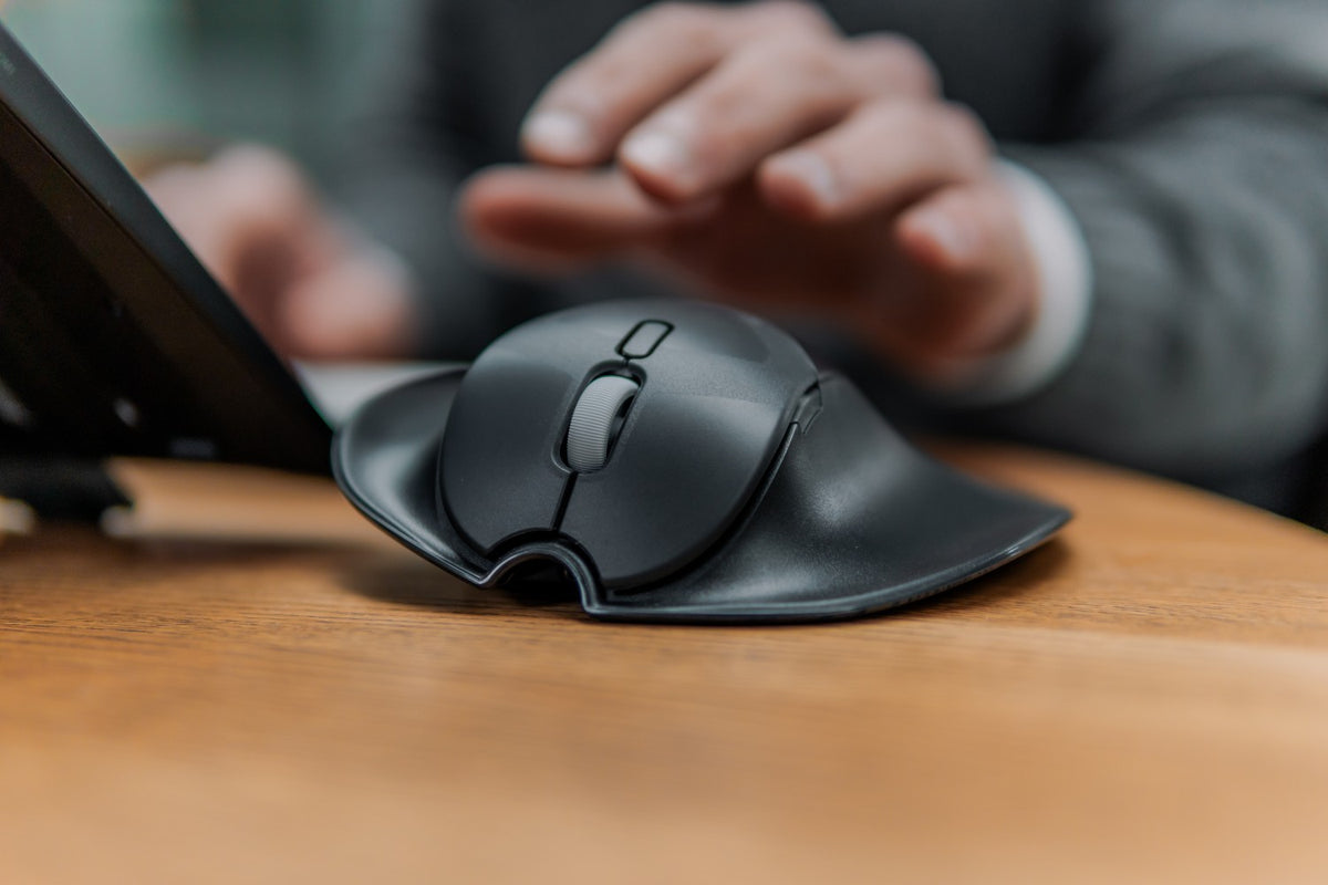 BakkerElkhuizen HandshoeMouse Shift Bluetooth Maus Büro Beidhändig Optisch 1000 DPI