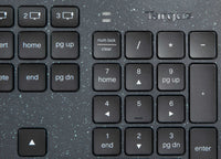 Targus Sustainable Energy Harvesting EcoSmart Tastatur Universal Bluetooth QWERTY Nordisch Schwarz