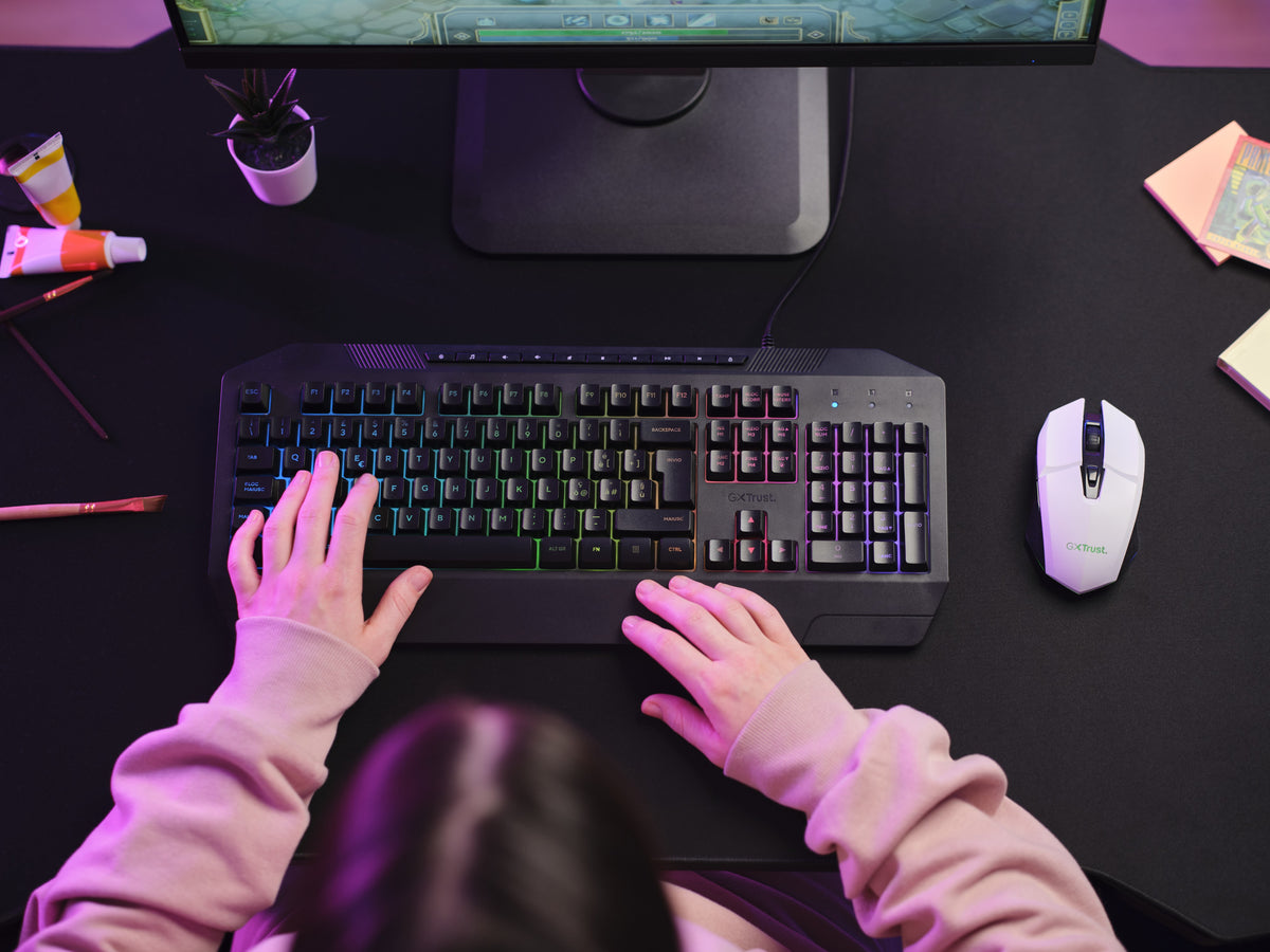 Trust GXT 110 FELOX Maus Gaming rechts RF Wireless Optisch 4800 DPI