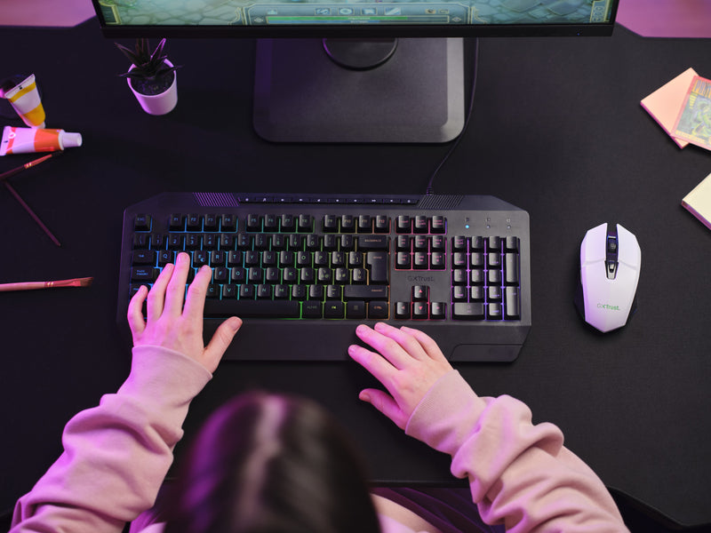 Trust GXT 110 FELOX Maus Gaming rechts RF Wireless Optisch 4800 DPI