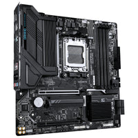 GIGABYTE B840M GAMING X WIFI6E Mainboard – AMD Ryzen 9000 CPUs, 8+2+2-Phasen-VRM, bis zu 8200 MHz DDR5 (O.C.), 2× PCIe-4.0-M.2, Wi-Fi 6E, 2,5-GbE-LAN, USB 3.2 Gen 1