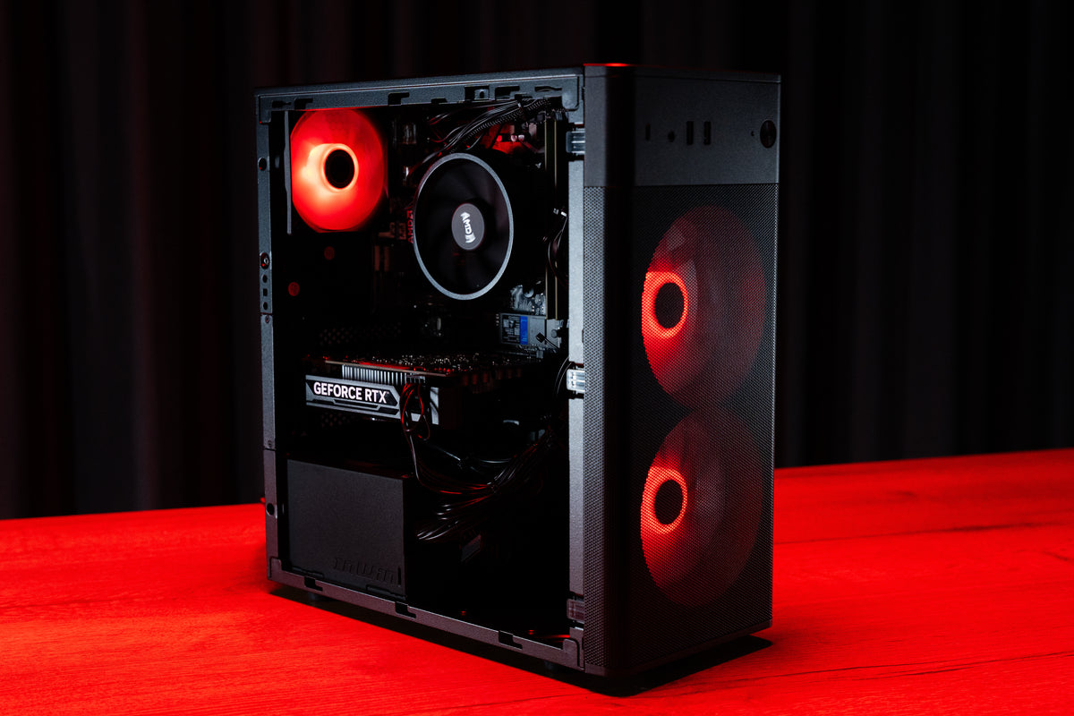 ERAZER Recon P40 (MD 340098) EU Intel Core Ultra 5 225 16 GB DDR5-SDRAM 1 TB SSD NVIDIA GeForce RTX 5060 Windows 11 Home PC Tower Nero