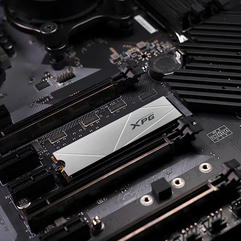 XPG GAMMIX S60 512 GB M.2 PCI Express 4.0 NVMe 3D NAND