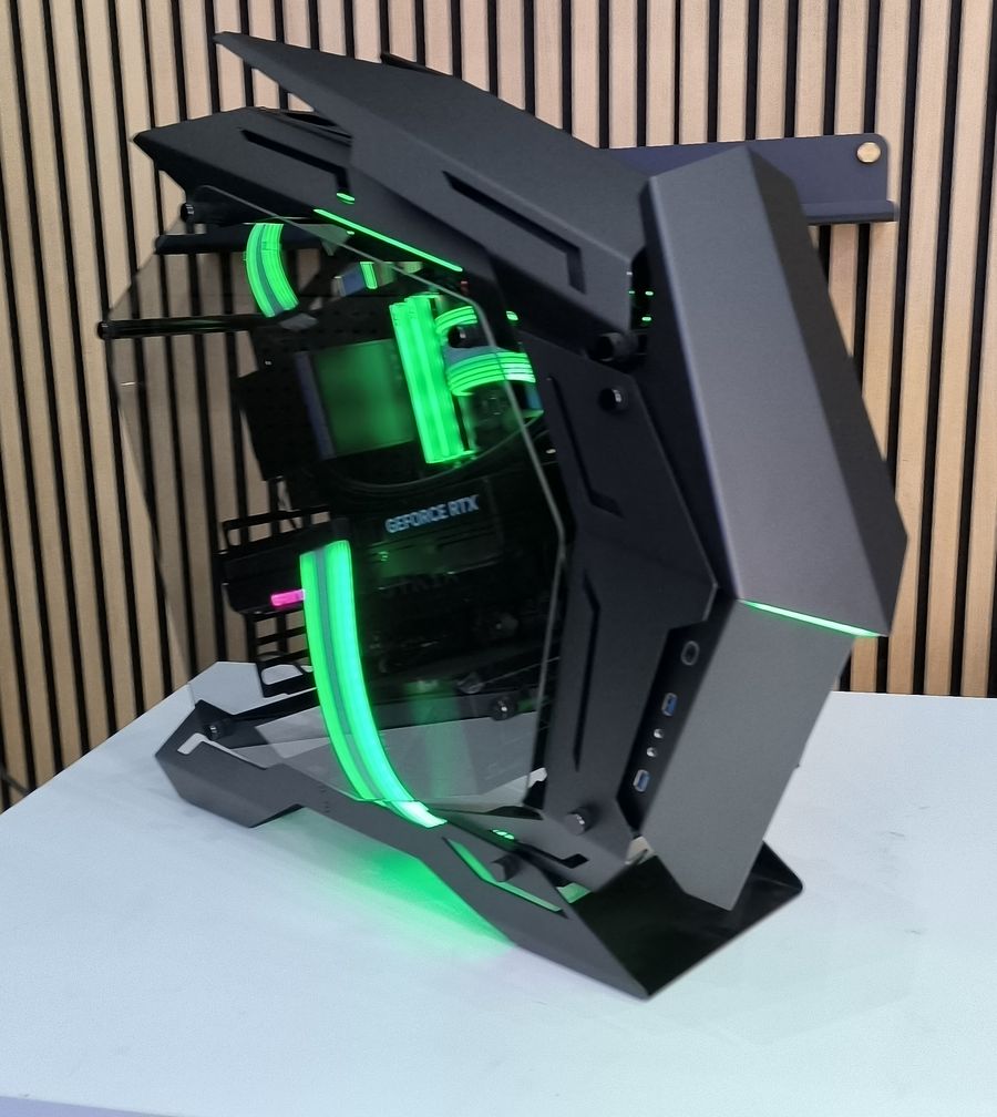 Sakura Custom PC
