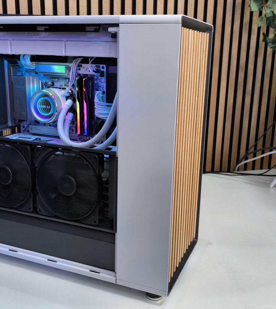 Wood Custom-PC
